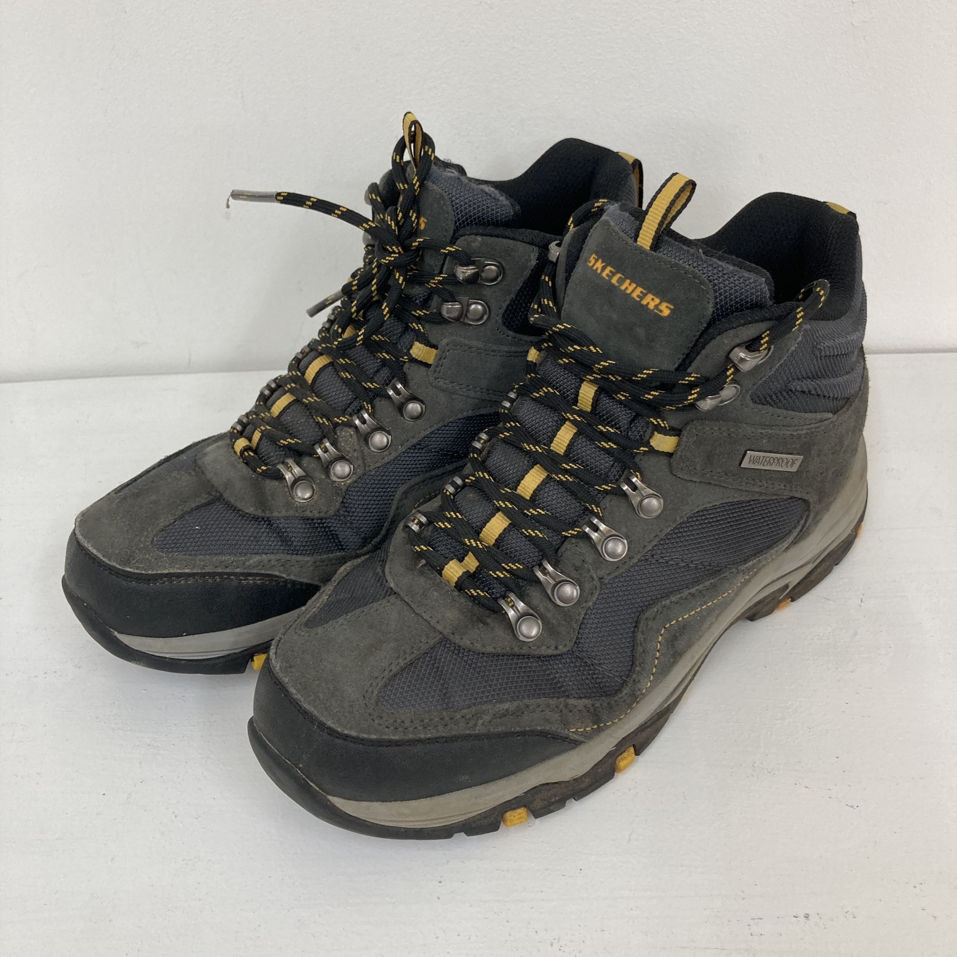 Men’s Skechers Hiking Boots Size 7.5 