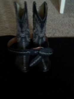 Cowboy boots for sale