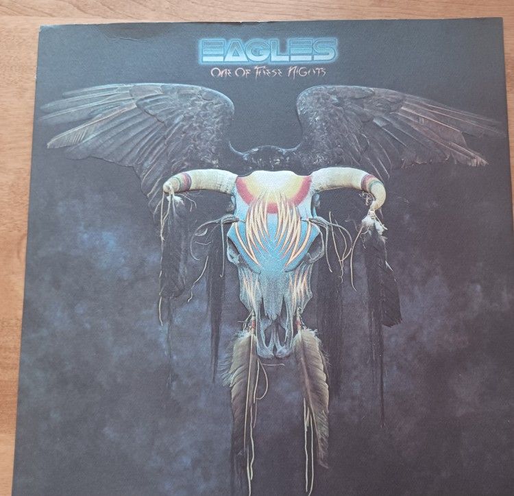 The EAGLES- 1968 VINYL RECORD ALBUM- ASYLUM RECORDS