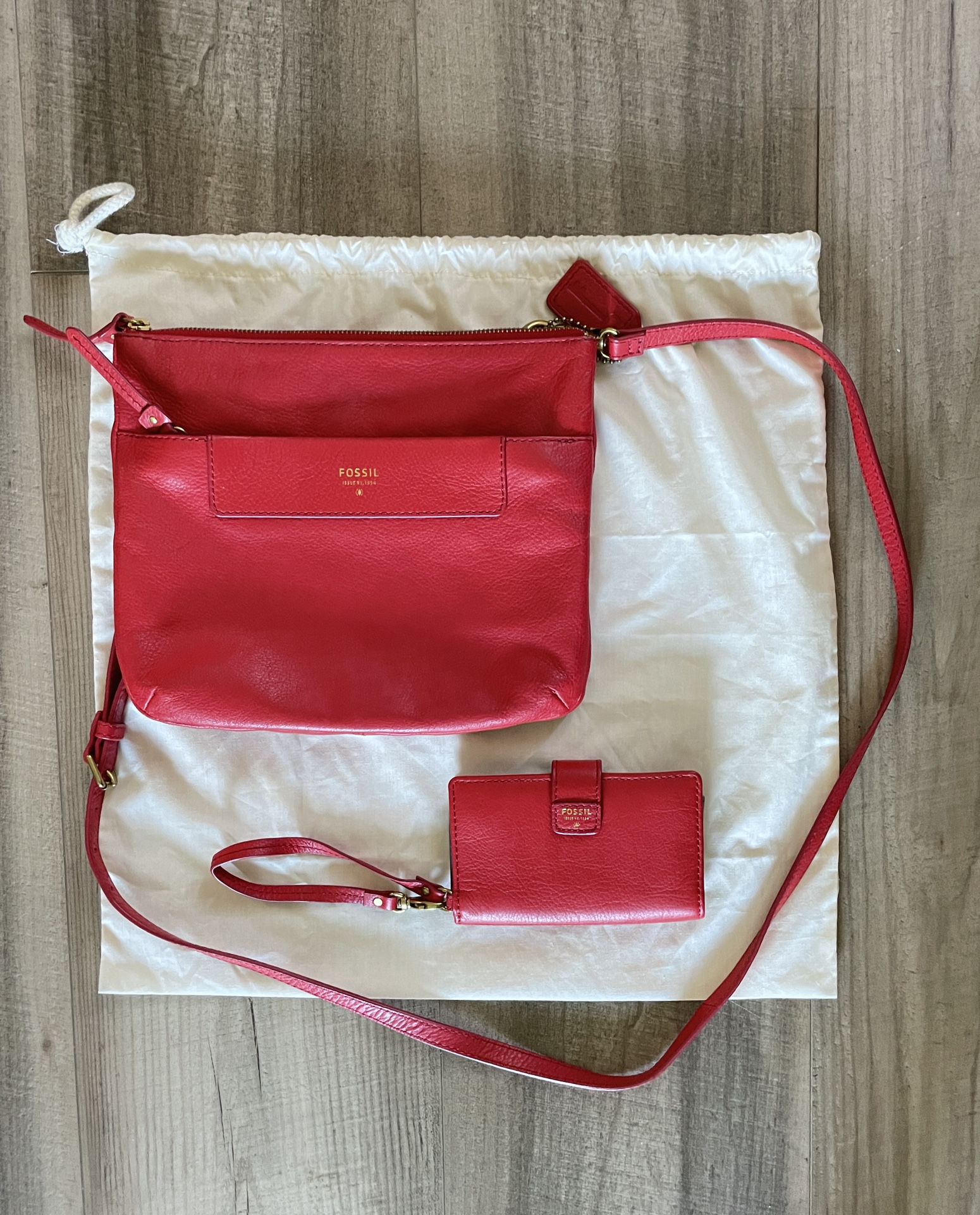 NWOT Fossil Tinsley Red Leather Crossbody purse & matching  wallet
