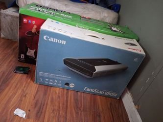 Flatbed Scanner with Film Adapter