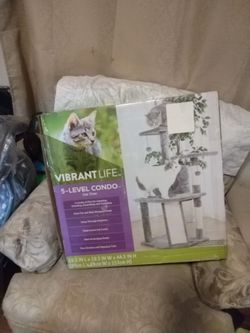 Cat tree