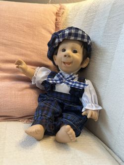 Vintage Gi-go Toys Baby Doll