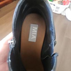 Mia ankle boots.   8.5