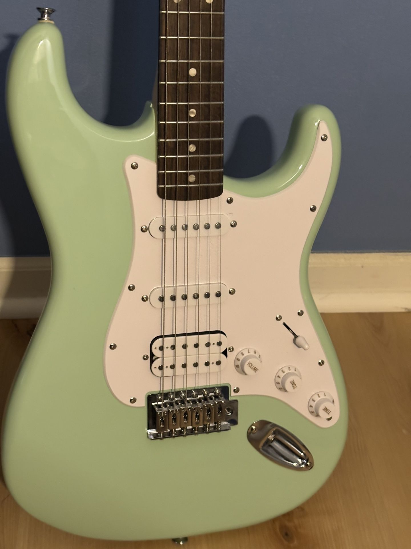 Squier Sonic Stratocaster Electric Guitar