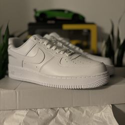 Nike Air Force 1 In White | size 9.5