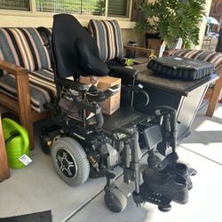 Quantum 6000z Wheelchair 