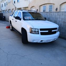 2011 CHEVY AVALANCHE 