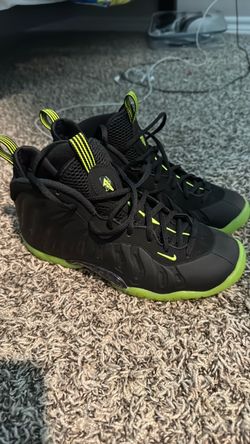 Nike Air Foamposite One Black Volt Sneakers