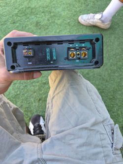 The selected object is an Oz Audio OZV-1200.1 car audio power amplifier.