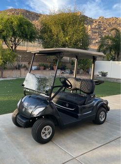 48 volts Yamaha golf cart