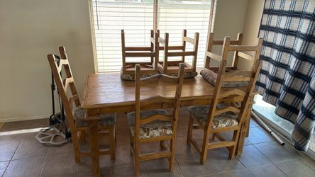 Dinning table