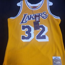 Magic Johnson Jersey 