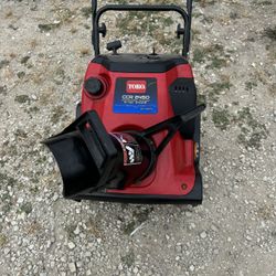 Toro Snowblower, READY TO GO!!