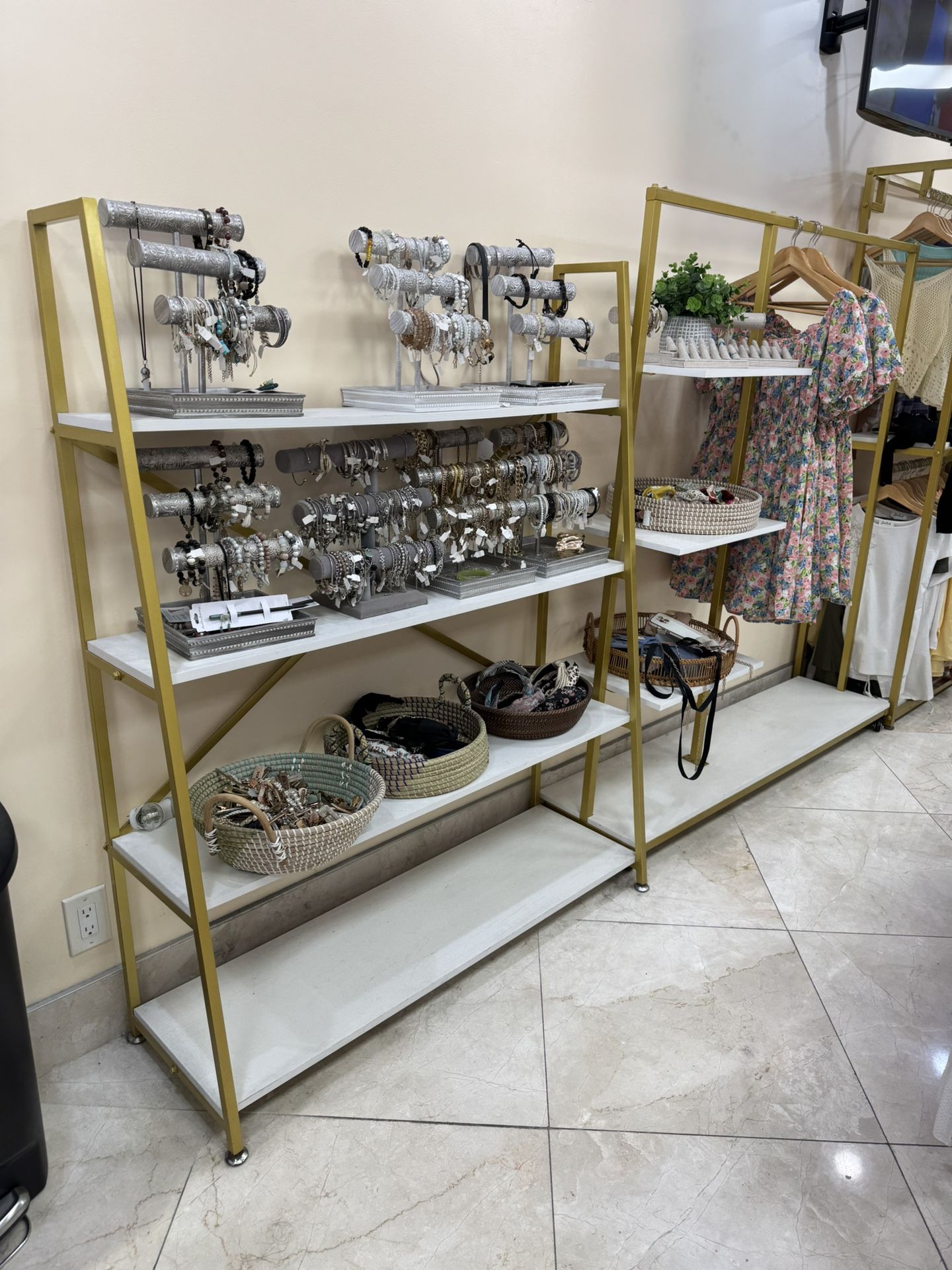 Jewelry & Hat & Purse Display Rack