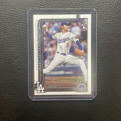2025 Roki Sasaki Topps Rookie Card.