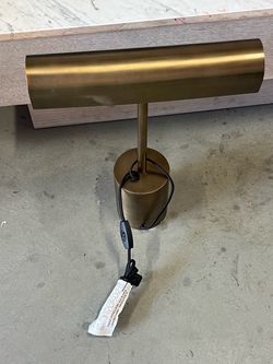 Lectura bronze table lamp
