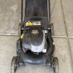 Yard Machines Lawnmower 21 Inch 6.0 Hp In Excellent Condition