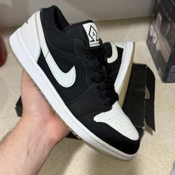 Jordan 1 Low Size 10.5 Men Used With Box 