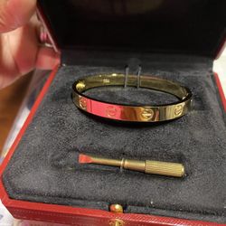 Cartier Love bracelet 