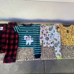 Size 3T Pajamas & Sleepers