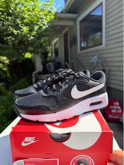 Women’s Nike Air Max