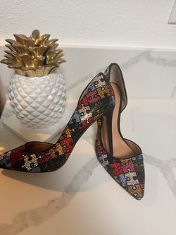 Special Edition INC International Concepts' pumps • Size 7M•