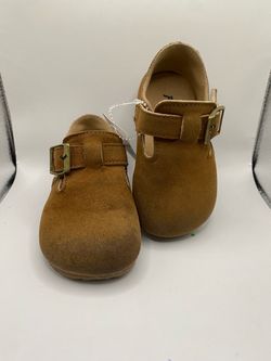Size: Toddler brown suede-style clogs