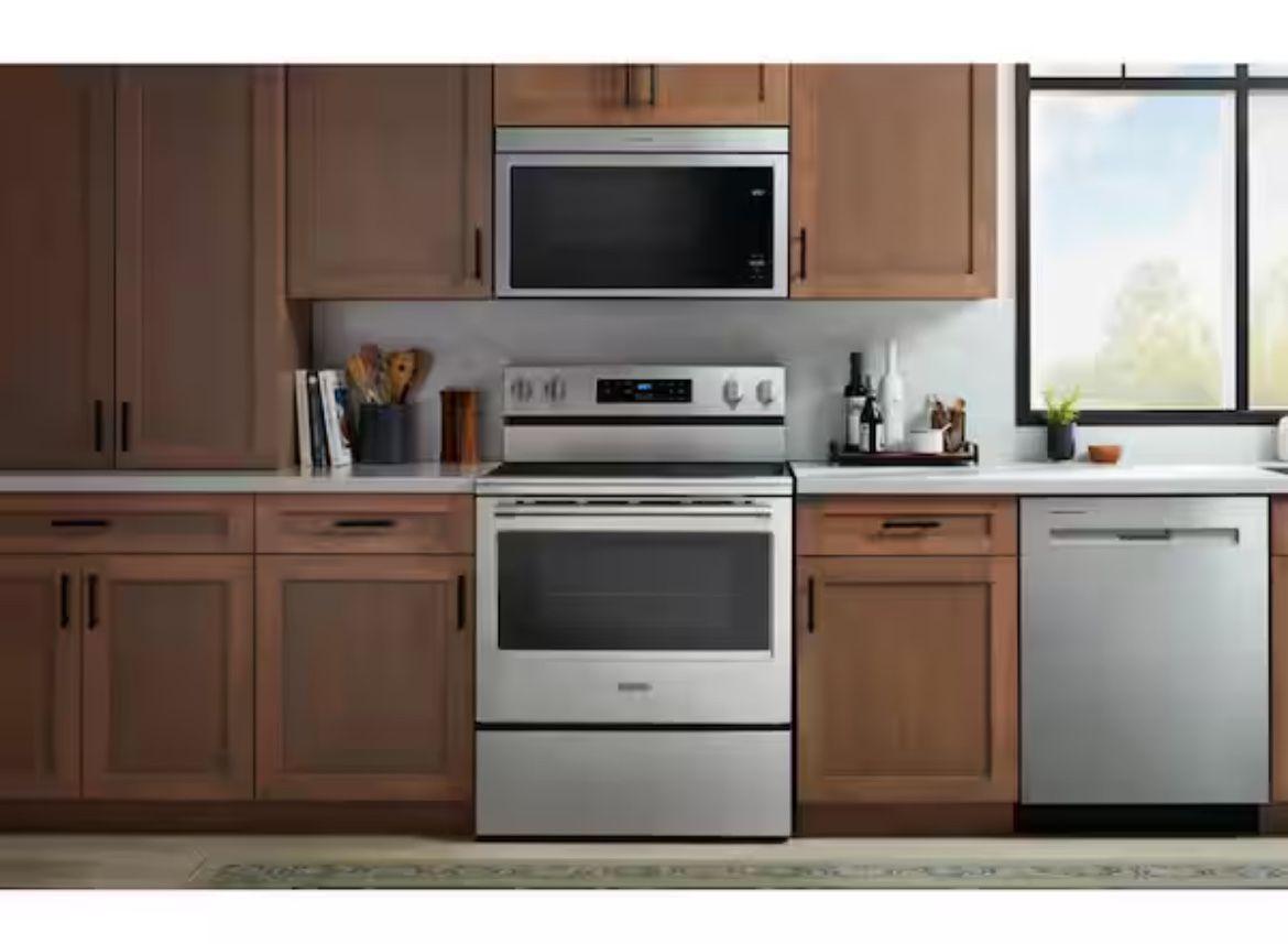  Brand New Unused Maytag Oven / Stove