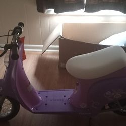 Razor Moped 