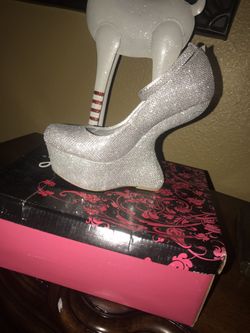 Silver Qupid 👠 👠