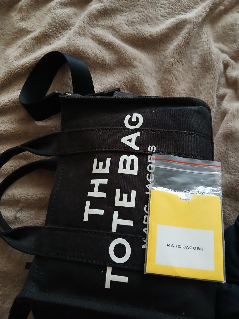 Mark Jacob's TOTE BAG