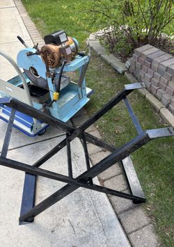 Masonry Brick, Block, Paver Chop/Table Saw with Stand & cutting blades. Works Great!