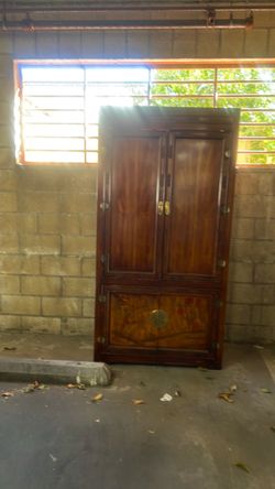 Dresser