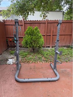 Squat rack & press bench