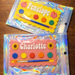 Personalized paint palettes for kids! 🎨