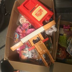 2 Box Of Random Toys And Books Must Be Gone Today 