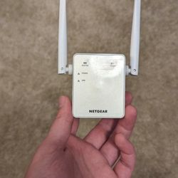 Netgear AC1200 WiFi Extender