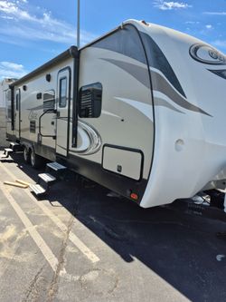 2018 keystone cougar 36ft