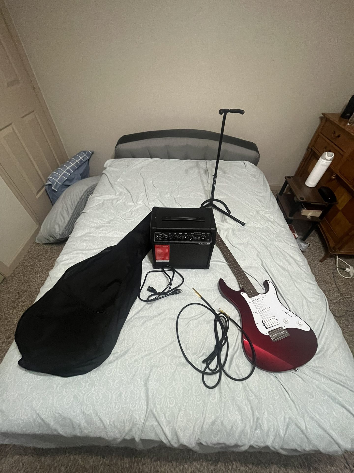 Electric Guitar Starter Pack (Comes With Everything In Picture)