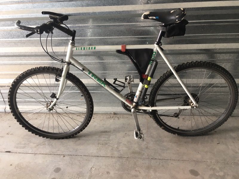 Trek 7000 Aluminum Mountain Bike