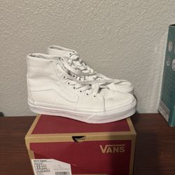 Vans Sk8-Hi Tapered (True White) – Women’s 6 / Men’s 4.5
