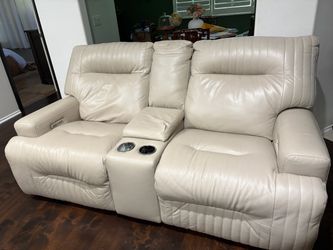 Leather Cream/off-white Couch
