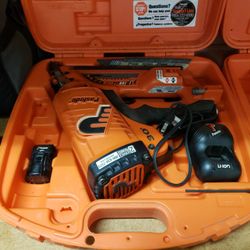 Paslode CF325Li 30 Degree Framing Nailer With Battery And Charger 
