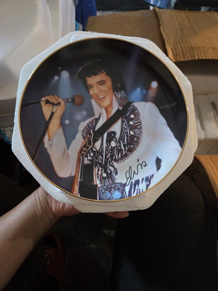 Elvis Presley Plates