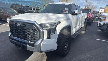 2023 Toyota Tundra CrewMax