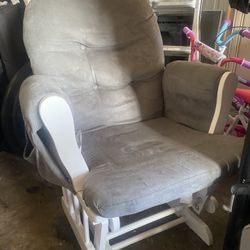 Nursery Rocking Chair 