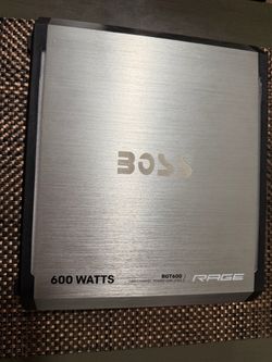 600 watts Boss amplifier