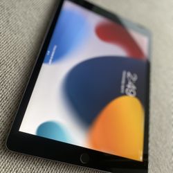 ipad 7th generation 32GB LOCKED