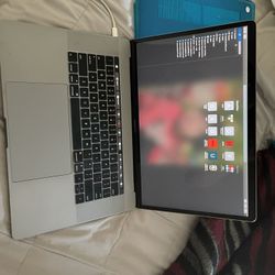 Mac Book Pro 16in Screen With Touch Bar